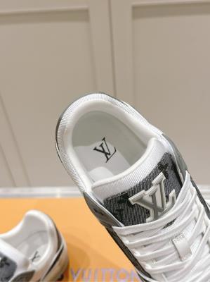 wholesale quality louis vuitton couples shoes model no. 33